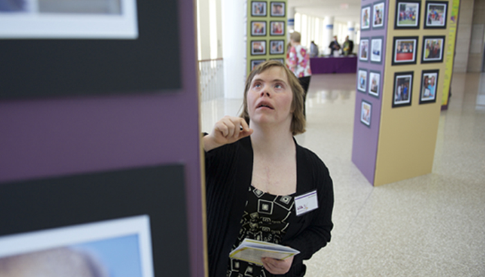 woman at art gallery