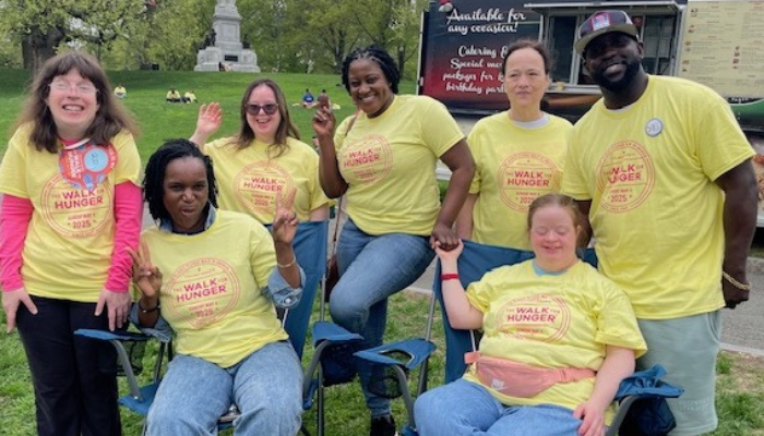 Walk for hunger Group pic with yellow shirts