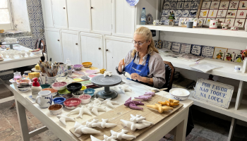 Azores pottery photo